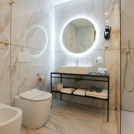 The Floor 3* Milan